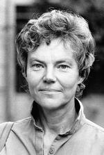Märta Tikkanen er i centrum for striden mellem hende og hendes datter på den ene side og litteraten Johanna Holmström, der har skrevet en biografi om Tikkanen, på den anden side. Foto: Norstedts