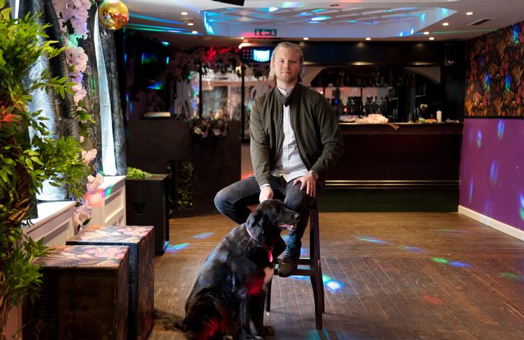 Robin Ungermann måtte lukke sin natklub, Haven, ned blot en måned efter at være åbnet. Nu er han på 7. måned uden indtægter. Foto: Tariq Mikkel Khan