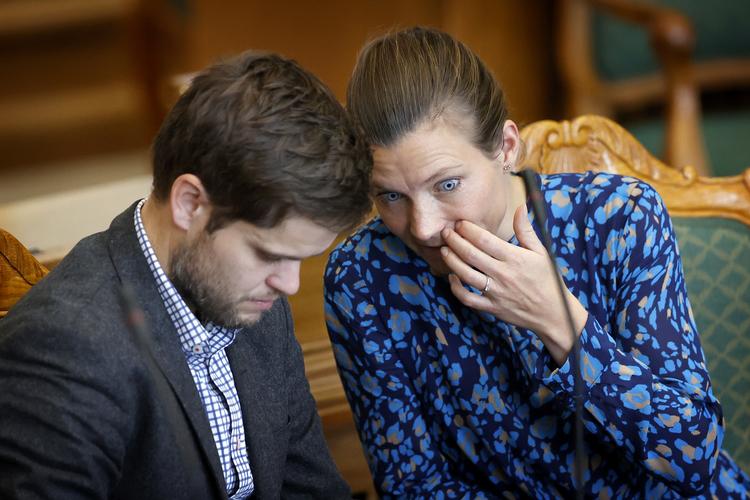 Radikales Andreas Steenberg og Radikales Lotte Rod ses her under åbningsdebatten torsdag. Foto: Jens Dresling/POLFOTO