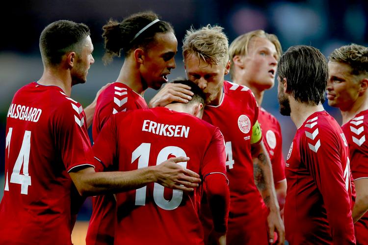 Simon Kjær og Christian Eriksen bliver del af en meget eksklusiv klub, når Danmark onsdag møder England.  Foto: Finn Frandsen/POLFOTO