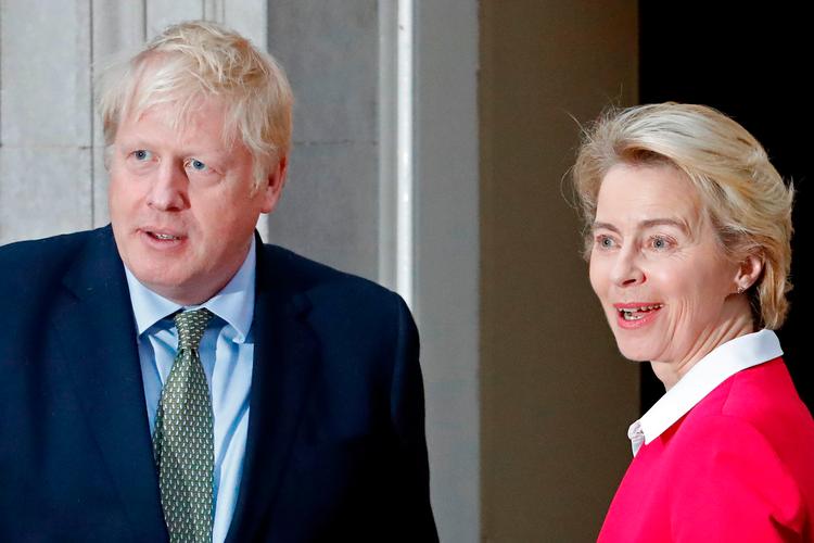 I januar lovede Boris Johnson og EU-kommissionsformand, Ursula von der Leyen, at arbejde hårdt for en frihandelsaftale. Det fortsætter de med. (Photo by Tolga AKMEN / AFP) Foto: Tolga Akmen/Ritzau Scanpix