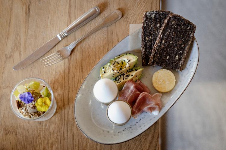 Bjørns på Vesterbrogade serverer gedigen morgenmad. Foto: Valdemar Ren/POLFOTO