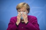 Situationen i Tyskland må bekymre Angela Merkel i denne tid. Landet oplever det højeste antal smittede af corona nogensinde. Foto: Pool/Ritzau Scanpix