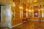 En rekonstruktion af ravkammeret kan i dag ses i Katharinapaladset syd for Sankt Petersborg.  Arkivfoto Alexander Zemlianchenko/Ritzau Scanpix