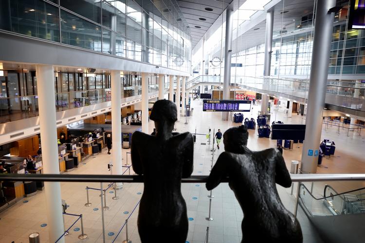 Nyt forslag til regler for indrejse skal gøre det nemmere for rejsende at komme rundt i Europa under, så længe coronavirussen hærger. Foto: Jens Dresling/POLFOTO