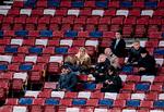 Til Divisionsforeningens og FCK's ærgelse var det kun politikere fra tre partier, der havde taget imod invitationen til kampen mod AaB. Foto: Liselotte Sabroe/Ritzau Scanpix