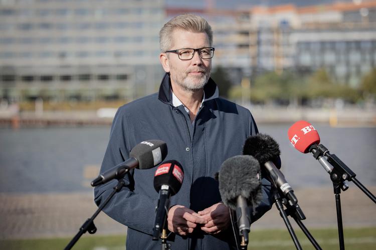 Frank Jensen stopper med øjeblikkelig virkning som overborgmester i København. Det fortæller han på et pressemøde mandag middag. Foto: Marius Renner/POLFOTO