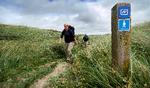 Natur, frisk luft og Vesterhavets bølger har trukket tusinder af danskere til vestkysten under coronaen. Foto: Morten Langkilde/POLFOTO