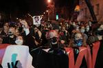   Demonstranter i Warszawa er gået på gaden i protest mod ændringer i abortlovgivningen i Polen. 
 Foto: Agencja Gazeta/Ritzau Scanpix