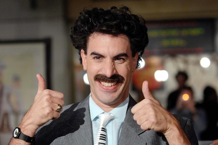 Sacha Baron Cohen ankommer til premieren på Borat i 2006. Nu indtager han selv titelrollen i opfølgeren, der har skabt stor debat verden over. Arkivfoto. Foto: Phil Mccarten/Ritzau Scanpix