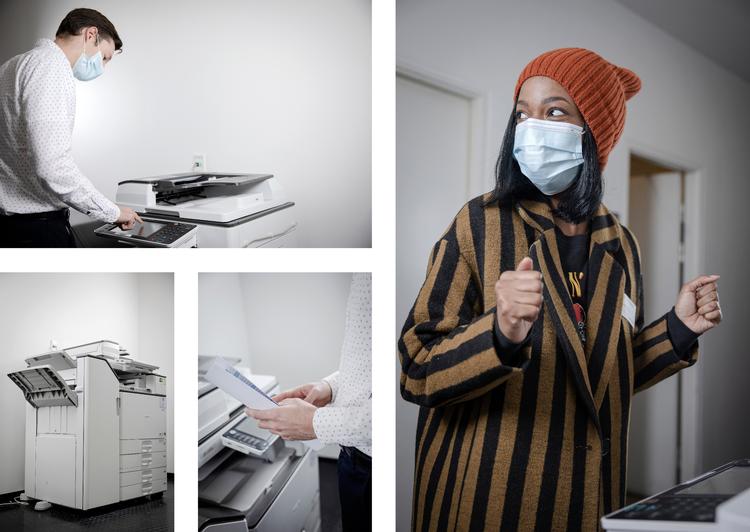 Det var næsten som juleaften at få bekræftelse på, at faxen med stemmesedlen var sendt - og en hel del nemmere end at stemme på et valgsted i USA. Der var dog problemer med modtagelsen af Scott Myers stemmeseddel.   Foto: Marius Renner/POLFOTO