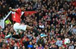  Marcus Rashford får også tid til at spille fodbold.  I aften møder United RB Leipzig i Champions League. Foto: Jon Super/Ritzau Scanpix