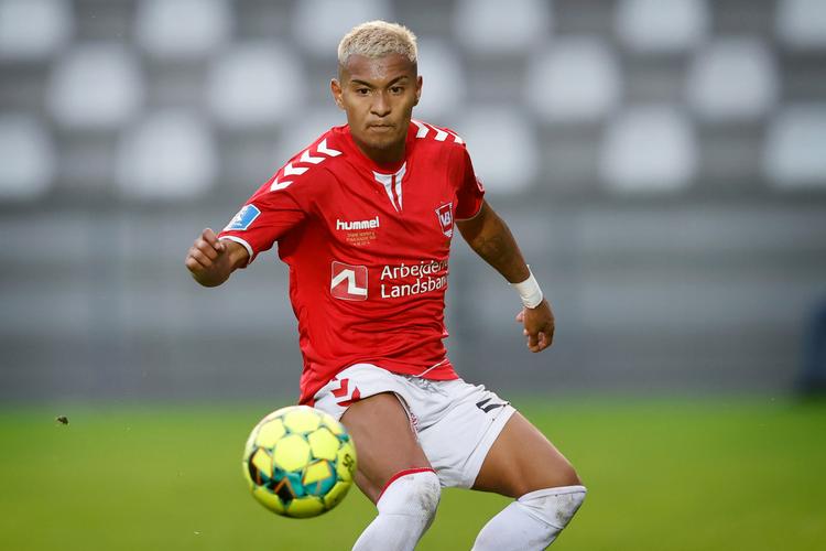 Med fem mål i seks kampe har Vejles brasilianer Allan Sousa været en væsentlig årsag til, at oprykkerne fører Superligaen og kan udbygge føringen fredag mod Randers.  Foto: Jens Dresling/POLFOTO