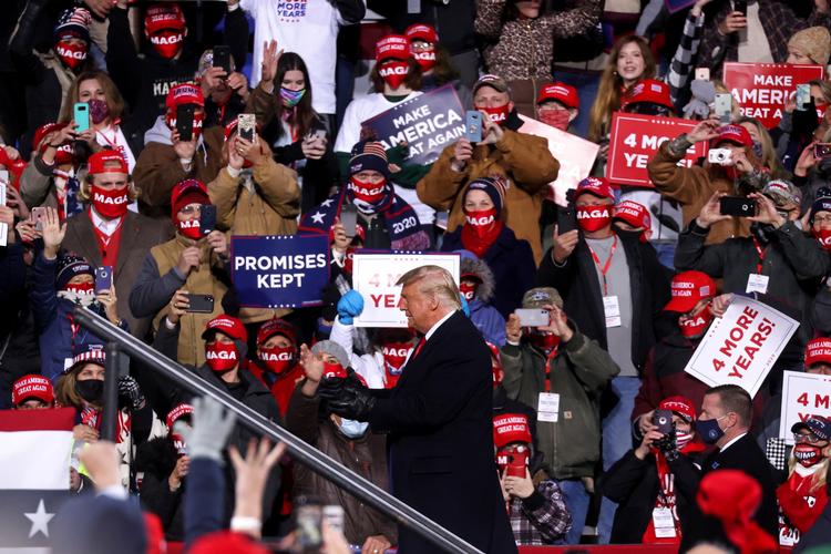 Donald Trump i går ved et af sine godt besøgte vælgermøder i Pennsylvania. Foto: Jonathan Ernst/Ritzau Scanpix