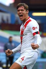 Den danske landsholdsspiller Jannik Vestergaard har succes hos Southampton i Premier League og scorede igen søndag.  Foto: Gareth Copley/Ritzau Scanpix