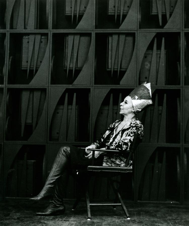 Oplev den amerikanske billedhugger Louise Nevelson på Kunsten i Aalborg lige nu. Foto: Presse/Galerie Jeanne Bucher Jaeger Paris