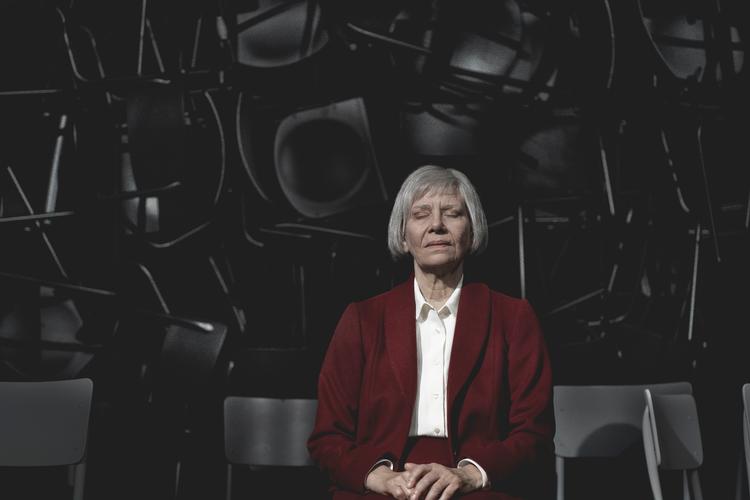 'Et tysk liv' kalder sig for teaterdokumentar og ligner på den ene side vidnesbyrd uden pynt, mens det til gengæld får liv i kunstens rum. Foto: Camilla Winther