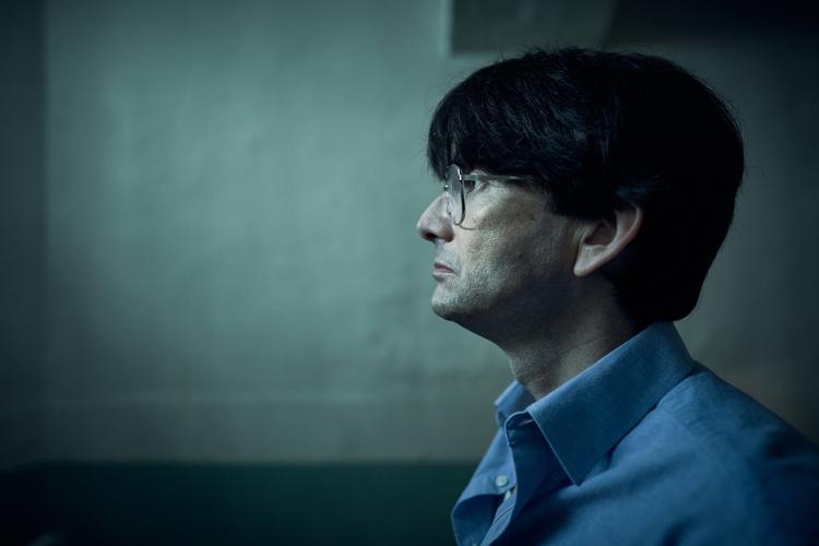 David Tennant, der her i Danmark er bedst kendt for sin rolle i 'Broadchurch', leverer et isnende portræt af seriemorderen Dennis Nilsen.  Foto: Foto fra serien/C More