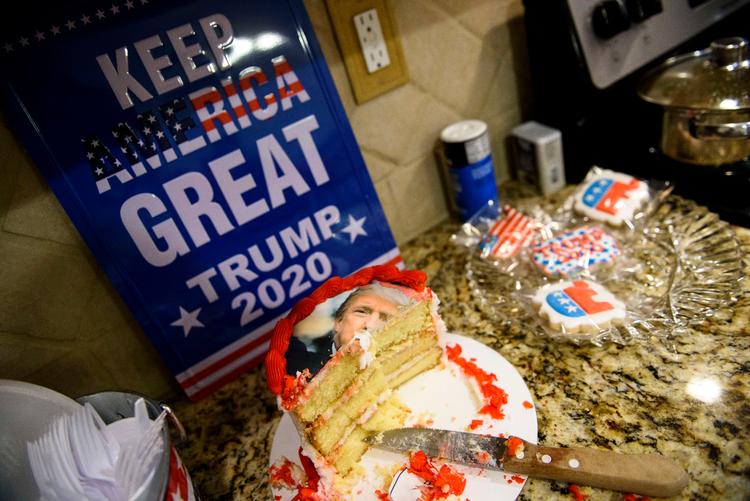  Trump kagen er næsten spist her i et hjem i St. pauls, North Carolina. Foto: Melissa Sue Gerrits/Ritzau Scanpix
