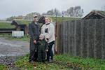 Claus Vestmark har svært ved at holde ud, at han skal vente med at aflive sine mink, indtil Fødevarestyrelsen har mulighed for at have en kontrollør til stede. Det er der en mistillid i, som går ham på, fortæller hans kone, Stine Lund Vestmark. Foto: Cathrine Kjærø Ulf Ertmann