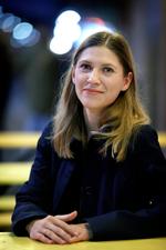 Sofie Malmborg har altid skrevet bøger, for det kaldte hun allerede som barn sine meget lange historier, men forfatter har hun ikke turdet kalde sig før nu. Foto: Jens Dresling