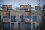 priserne på lejligheder er røget i vejret på grund af blandt andet et lavt udbud og lave renter samt at mange af lejlighederne er nyere og dermed dyrere. Foto: Jens Dresling/POLFOTO