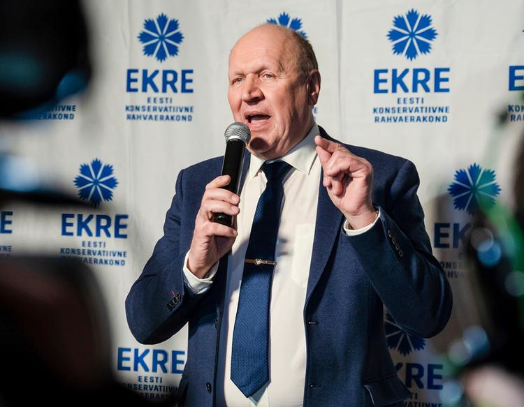 Mart Helme fra Estlands Konservative Folkeparti, EKRE, har aldrig lagt skjul på, at han er Trump-tilhænger. Søndag fremsatte han et verbalt angreb på Joe Biden, og det blev dyrt.  Foto: Tanel Meos/Ritzau Scanpix