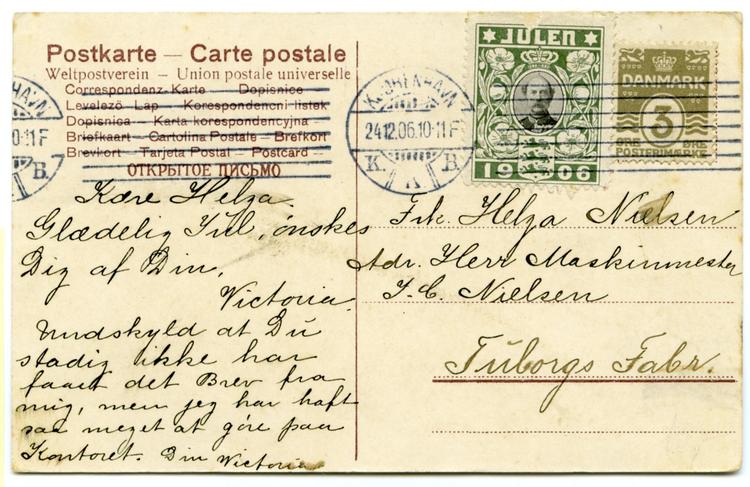 På dette julekort fra 1906 var der ikke plads til mange ord, men heldigvis er det tanken, der tæller.  Det ved museumsdirektør Jane Sandberg alt om, for hun skriver selv 200 af slagsen. I hånden.  