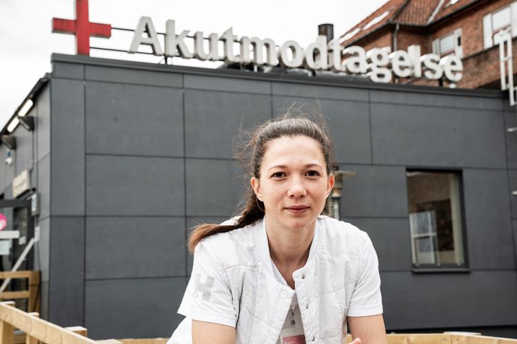 I foråret arbejdede  Sarah Mahfoud blandt andet med coronapatienter på Bispebjergs akutmodtagelse.  Foto: Rasmus Flindt Pedersen/POLFOTO