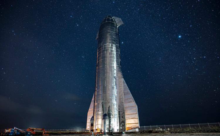 Starship er hovedsagelig bygget i fire millimeter tykt rustfrit stål. Foto: SpaceXStarship  Foto: Spacex