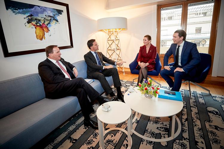 Fra venstre: Stefan Löfven, Sverige. Mark Rutte, Holland. Mette Frederiksen, Danmark. Sebastian Kurz, Østrig.  Foto: Mario Salerno/european Union