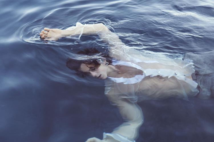 Shawn Mendes er verdens flinkeste heartbreaker, og det kan man høre på det kærlighedskulrede album 'Wonder'. Foto: Universal Music Group