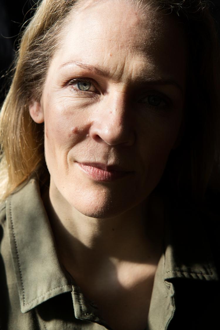 Journalisten Åsne Seierstad har igen fået ballade med en af sine bøger - denne gang bogen 'To søstre' om jihad-brude.   Foto: Tobias Nicolai/POLFOTO