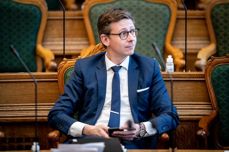 Karsten Lauritzen (V) i Folketingssalen. Foto: Mads Claus Rasmussen/Ritzau Scanpix
