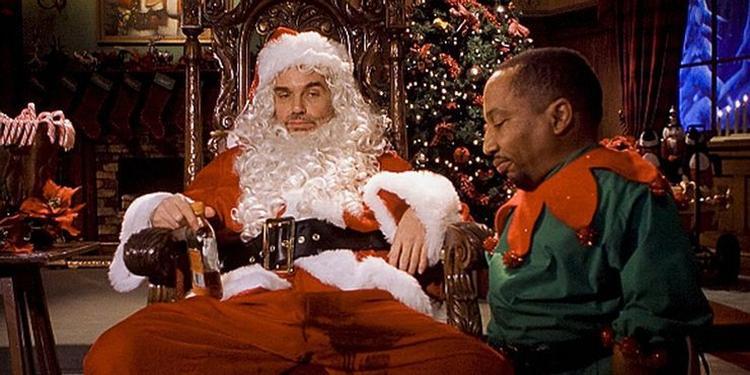 Billy Bob Thornton er en fordrukken forbryder i 'Bad Santa'. Foto: PR