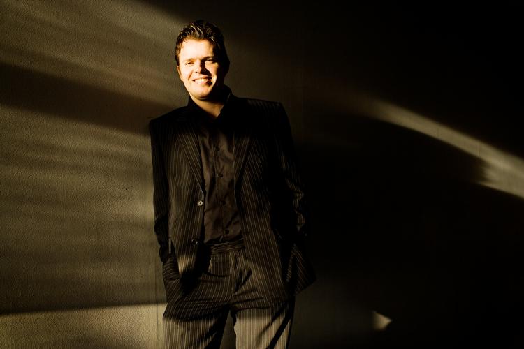 Pianisten Jens Elvekjær fejrede sin nye stilling med en koncert med elever og familie torsdag i København. Foto: Søren Svendsen