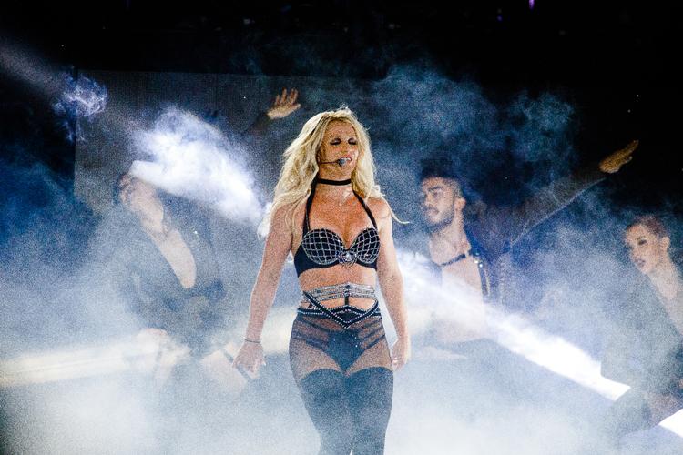 Britney Spears optrådte senest på dansk i jord i 2018. Det var til Smukfest i Skanderborg. En jammerlig forestilling, der blev belønnet med 1 hjerte af Politikens Lucia Odoom.    Foto: Per Lange/Ekstra Bladet