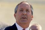 Texas’ justitsminister, Ken Paxton, oplyser, at Texas klager til højesteret over valget i Georgia samt andre stater for uloveligt at have ændret prodeduren for afholdelse af valg. S Foto: Joshua Roberts/Ritzau Scanpix