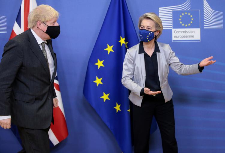 Den britiske premierminister Boris Johnson mødtes onsdag aften i Bruxelles med EU-kommissionens formand Ursula von der Leyen.
 Foto: Pool/Ritzau Scanpix