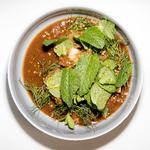 Restauranten Loui i Nordhavnen er blandt de restauranter, der tilbyder takeaway lige nu. Her er en af retterne, vores madanmelder Joakim Grundahl fik serveret på restauranten i efteråret. Foto: Peter Hove Olesen/POLFOTO