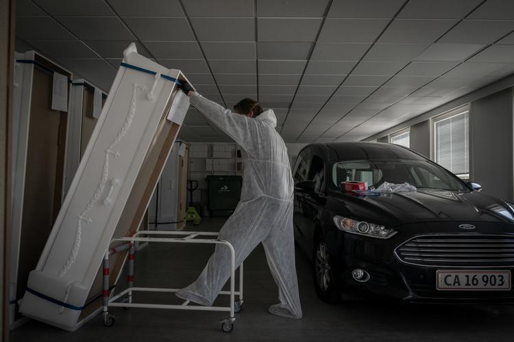 Landets bedemænd har også fået brug for værnemidler under pandemien. (arkivfoto)    Foto: Aleksander Klug/Aleksander Klug