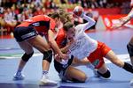    Norge havde læst på lektien og holdt godt øje med Mie Højlund. Foto: Jens Dresling/POLFOTO