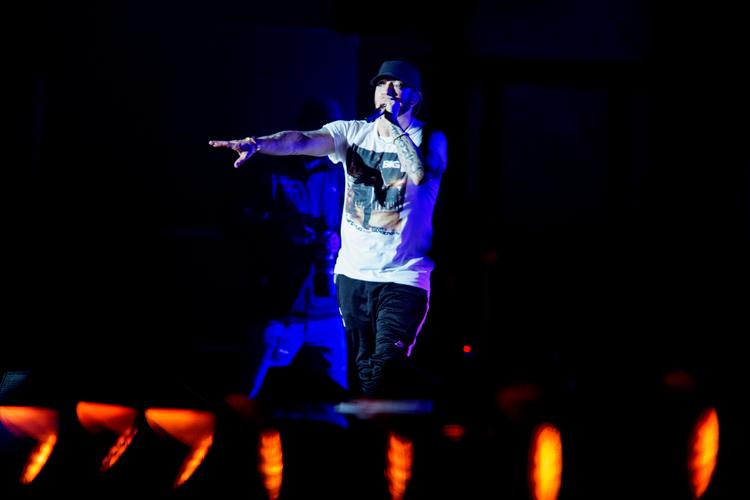 På et nyt nummer siger Eminem undskyld til Rihanna for på et ikke-udgivet, lækket nummer fra 2009 at have ytret støtte til hendes voldelige ekskæreste, Chris Brown.  Foto: Thomas Borberg/POLFOTO