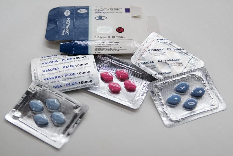 Viagra kan hjælpe mænd, der får problemer med rejsningen efter hjertesygdom. Men der er andre løsninger på afledte problemer, som tusindvis af patienter kan have glæde af, hvis de tør trodse tabu. Foto: Thomas Lekfeldt/POLFOTO