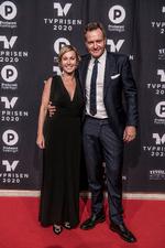 Rasmus Tantholdt og partneren Natasja Crone.  Mon hun har købt hjemmesko i julegave til manden? Foto: Linda Johansen