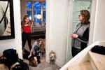   Familien Poder i Valby  vd endnu ikke om børnene Ida (6. klasse) og Liv (4. klasse) skal starte på en ny omgang hjemmeundervisning efter juleferien.
   Foto: Finn Frandsen/POLFOTO
