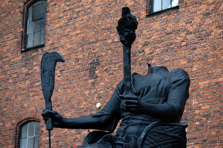 ’I am Queen Mary’ er skabt af den danske samtidskunstner Jeanette Ehlers sammen med kunstnerkollegaen La Vaughn Belle fra Sankt Croix Foto: Finn Frandsen/POLFOTO