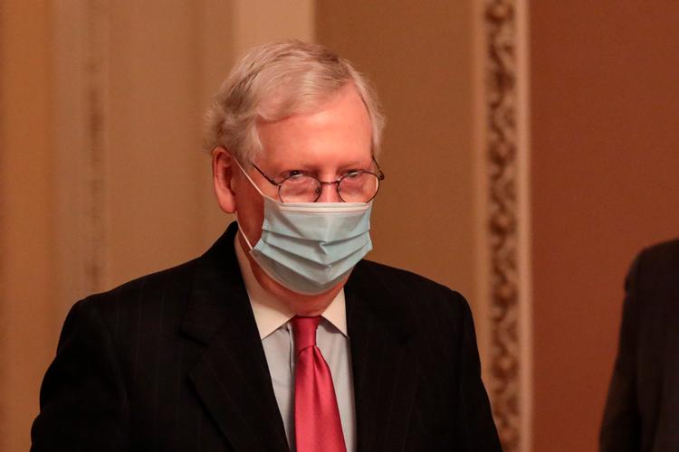 WASHINGTON, DC - DECEMBER 21: Senate Majority Leader Mitch McConnell (R-KY) walks to his office after leaving the Senate Floor at the U.S. Capitol on December 21, 2020 in Washington, DC. The House and Senate are set to vote today on a roughly $900 billion pandemic relief bill to bolster the U.S. economy amid the continued coronavirus pandemic that would be the second-biggest economic rescue measure in the nations history. Cheriss May/Getty Images/AFP == FOR NEWSPAPERS, INTERNET, TELCOS &amp; TELEVISION USE ONLY == Foto: Cheriss May/Ritzau Scanpix