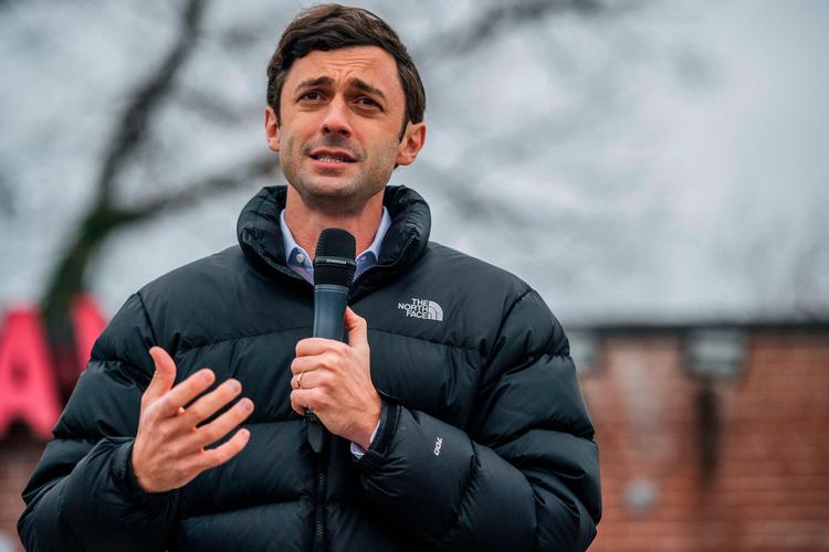 Jon Ossoff bliver kaldt alt fra 'en ny Kennedy' til 'gidsel for den radikale venstrefløj'  Foto: Brandon Bell/Ritzau Scanpix