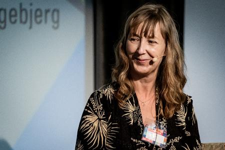 Forfatter Cecilie Eken ses her på bogmessen BogForum 2019 i Bella Center Copenhagen.   Foto: Kim Matthäi Leland/Ritzau Scanpix